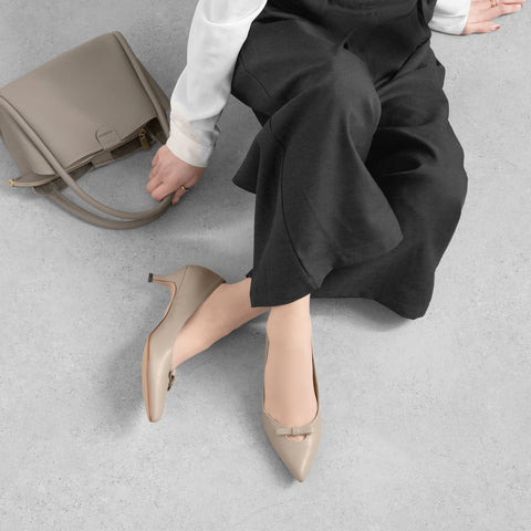 30%OFF：2025SS：フロントリボン パンプス（5726）グレージュ/mamian（マミアン）