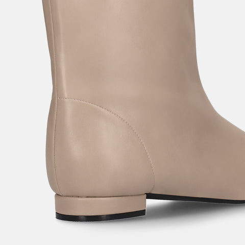 ラストワン2025AW：ワイドシャフト フラット ロングブーツ（m17059）グレージュ/mamian（マミアン）